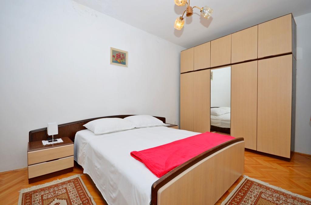 Apartments Marija Near Center Vodice Exterior photo