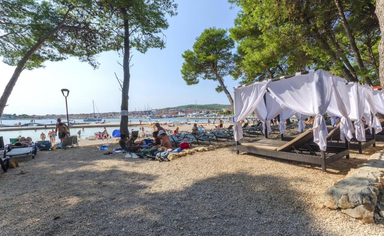 Apartments Marija Near Center Vodice Exterior photo
